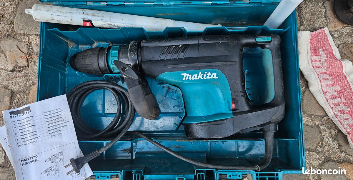 Marteau piqueur Burineur MAKITA HM1203C 1510W SDS Max 19.1 joules (image 3)