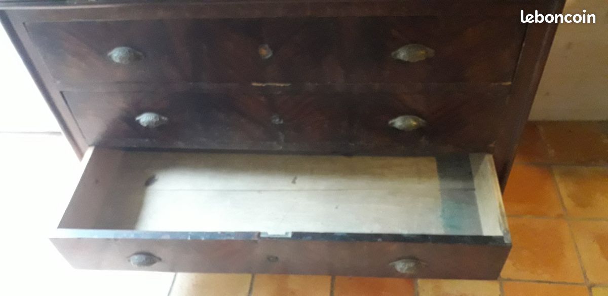 Commode ancienne, en loupe de bois foncé (image 6)