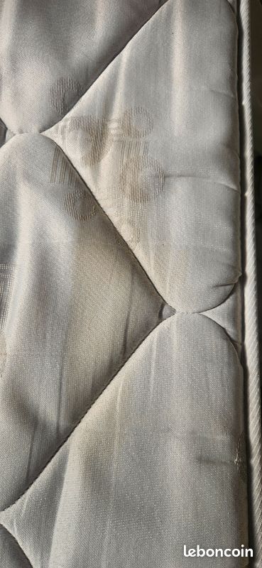 Matelas 2 places 140 x 190 cm Bultex bon etat (image 4)