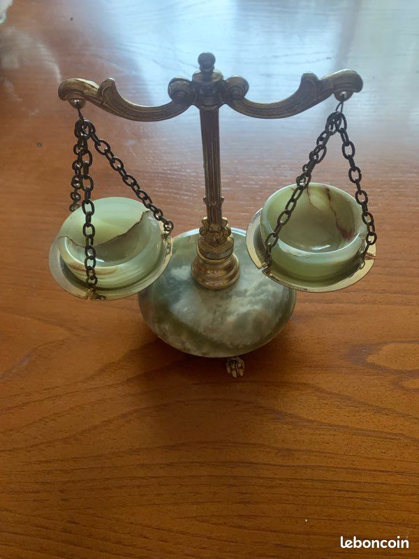 Balance (image 1)
