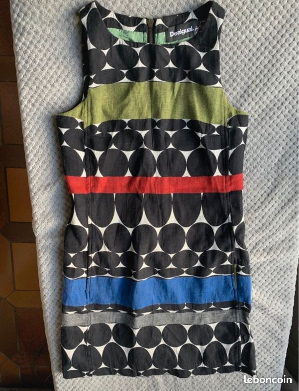 Robe desigual (image 1)