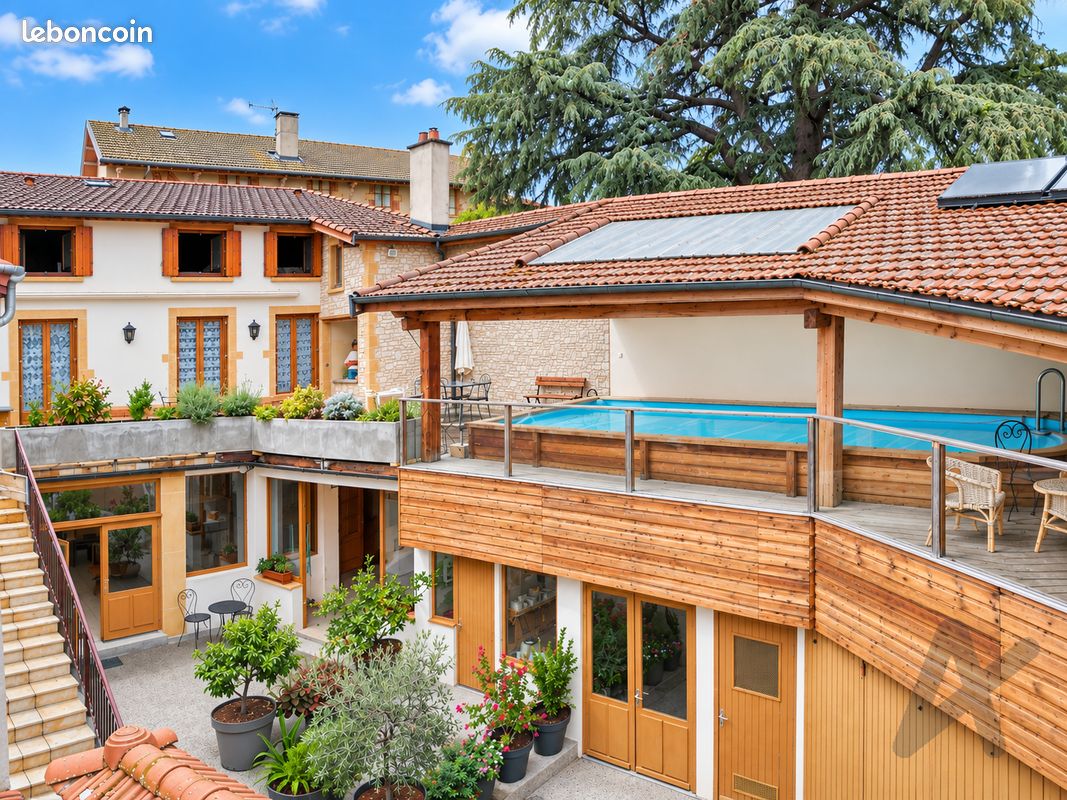 Maison 7 pièces 150 m² · à Bessenay · 150 m² · 450 000 €