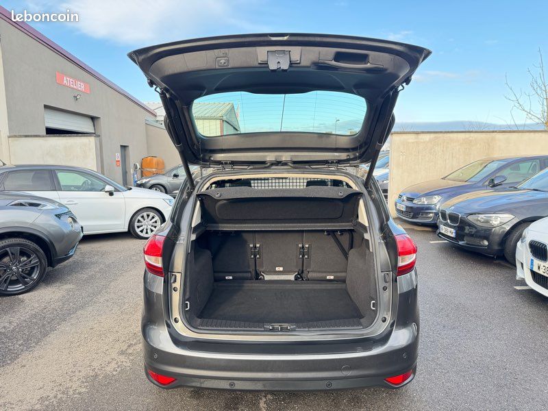 Ford c max (image 10)