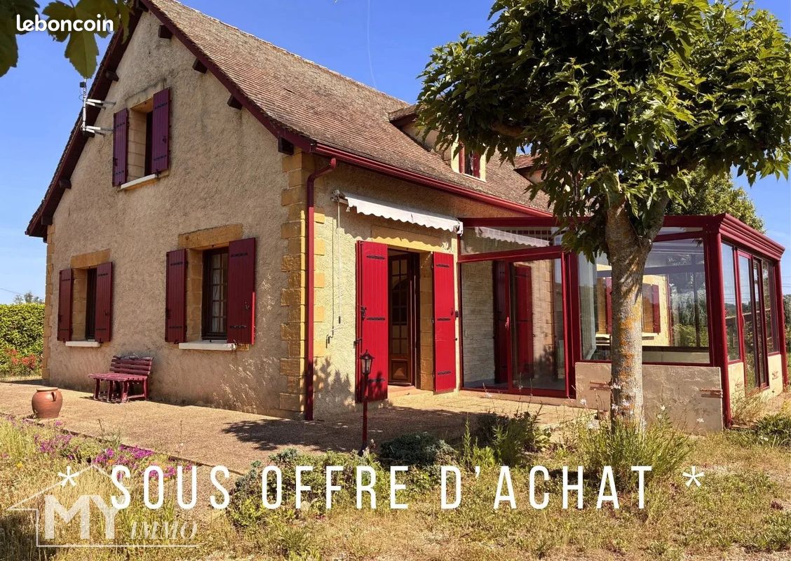 Maison 6 pièces 169 m² · au Fleix · 169 m² · 205 000 €