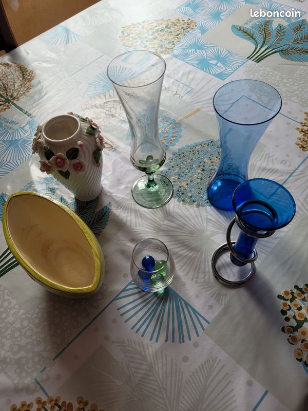 Lot assortiment de 6 vases à fleurs (image 1)