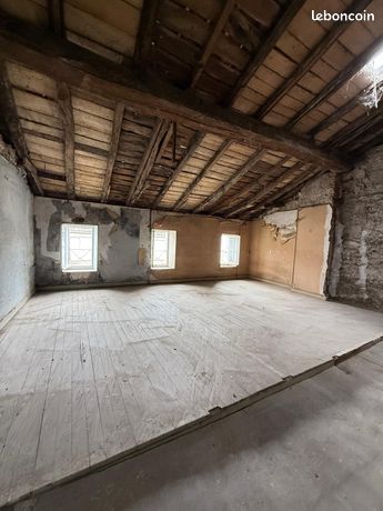 38 m² lumineux à aménager – Réseaux OK – Fort potentiel