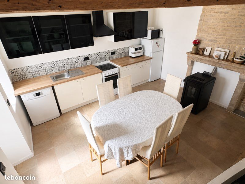 Maison 4 pièces 63 m² · à Sainte-Colombe-sur-Seine · 63 m² · 580 €