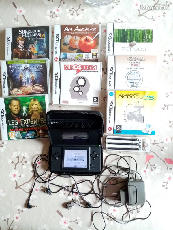 Mini console NINTENDO DS avec jeux (image 1)