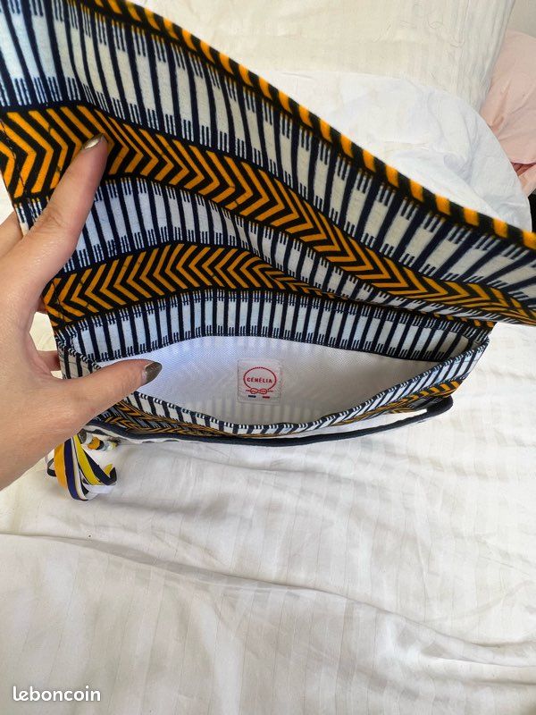 Sac pochette à rayures bleue et orange (image 2)