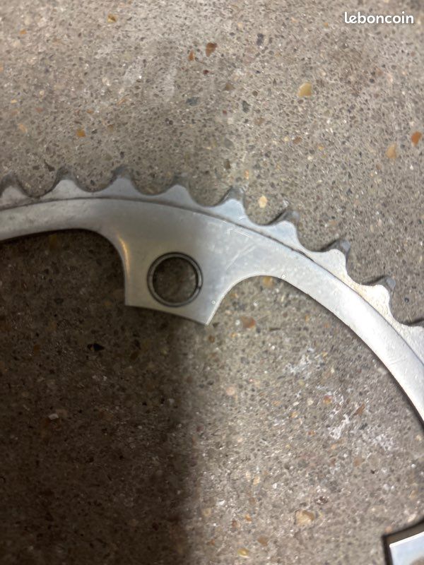 🔧 Lot plateaux Stronglight 46 dents (2 modèles) (image 7)
