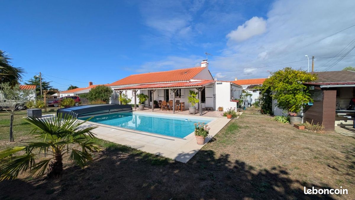 Maison 5 pièces 119 m² · à Beauvoir-sur-Mer · 119 m² · 364 900 €