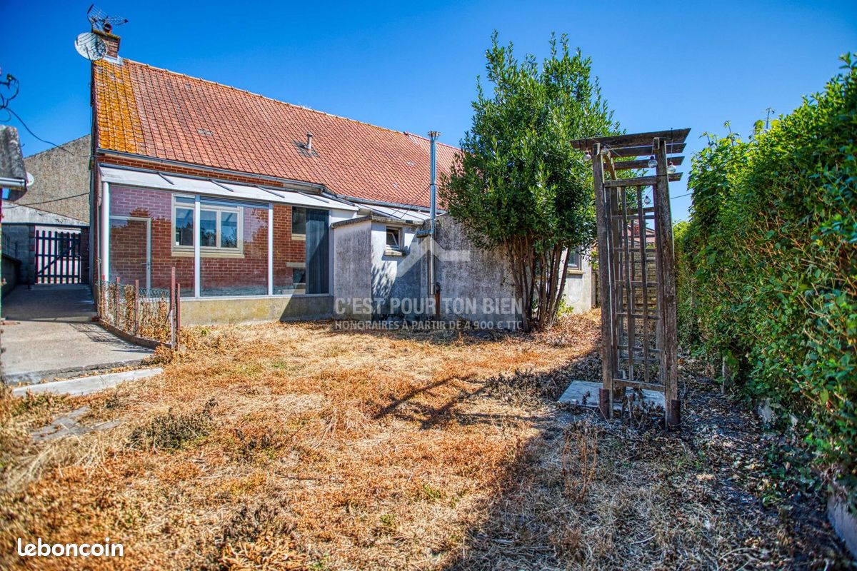 Maison 5 pièces 147 m² · à Houtkerque · 147 m² · 135 900 €