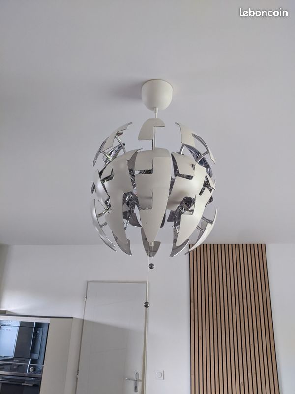Suspension (image 1)