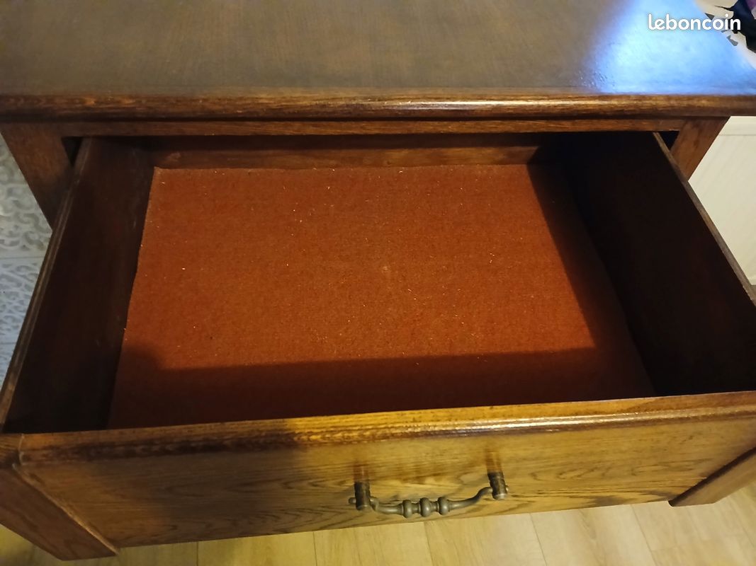 Commode (image 2)