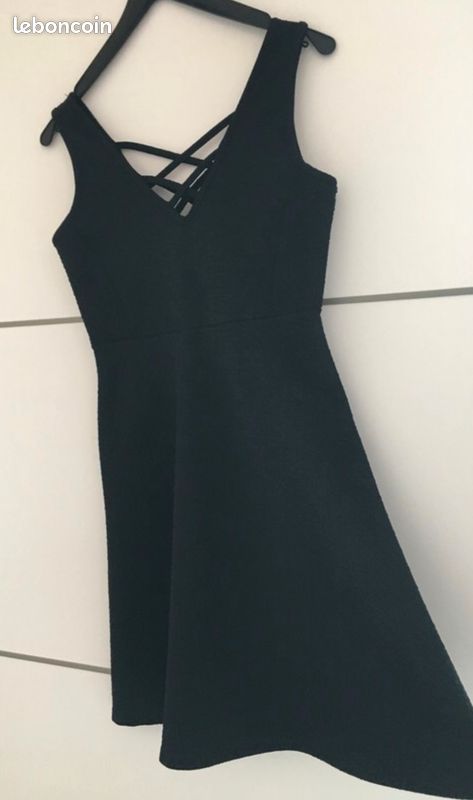 Robe noir (image 2)