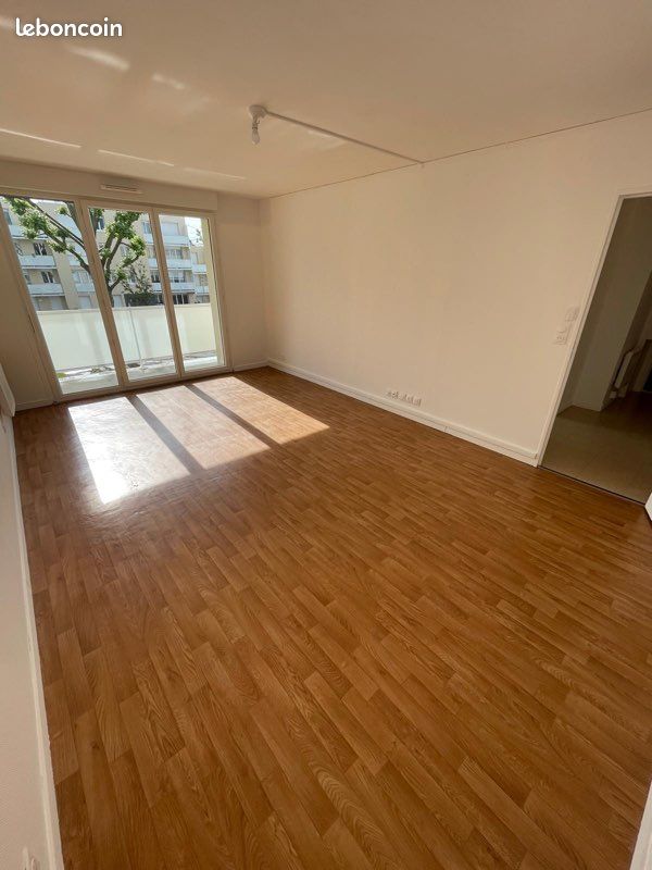 Appartement 3 pièces 73 m² · à Bihorel · 73 m² · 850 €/mois
