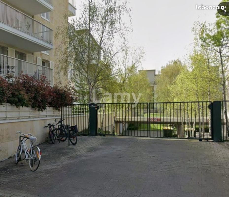 Parking 1 m² · à Bordeaux · 1 m² · 66 €/mois