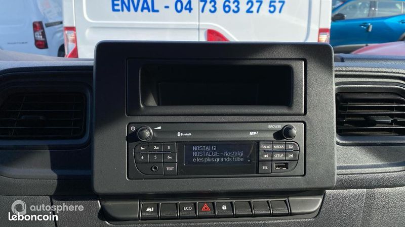 Renault Master Véhicule utilitaire ou Société F3500 L3H3 2.3 Blue dCi 135ch Confort Euro6E (image 19)