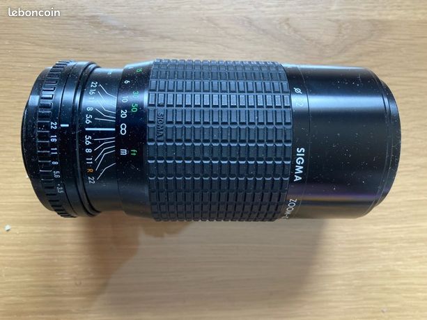Objectif Sigma Zoom K III 75-210 Mm F/3,5-4,5 - Monture Sigma - Très Bon état