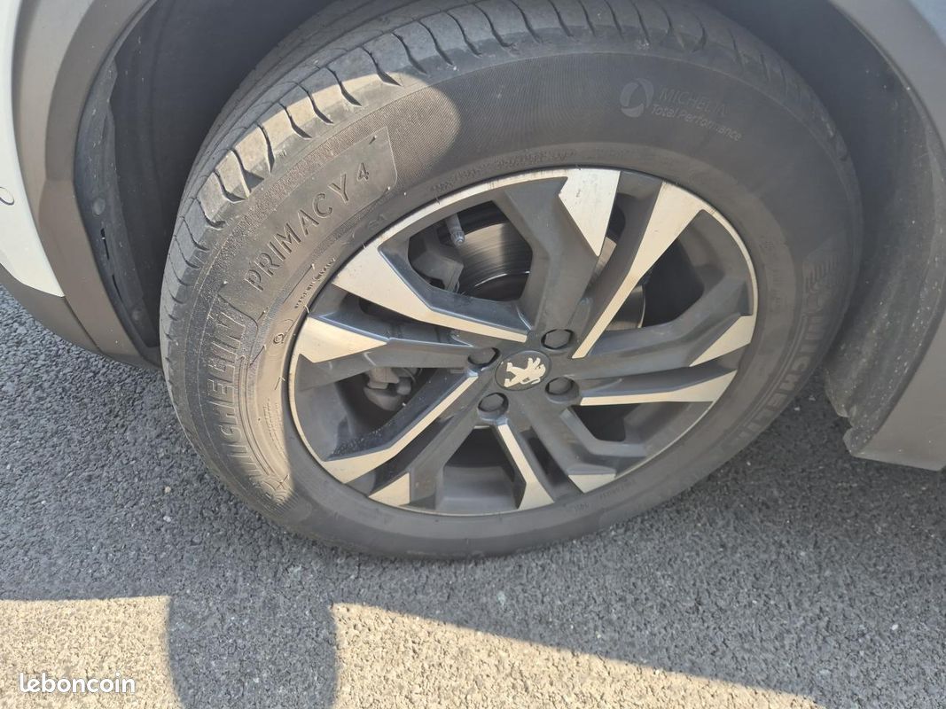 Peugeot 2008 generation-ii 1.5 bluehdi 130 gt line eat bva start-stop (image 22)
