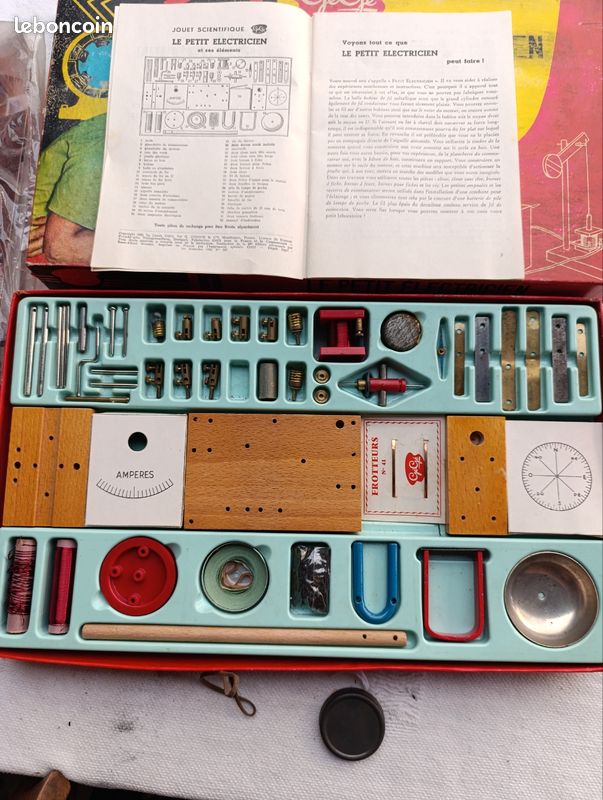 Le Petit Electricien 1957? Kit GéGé Jouets; Montbrison Loire, build