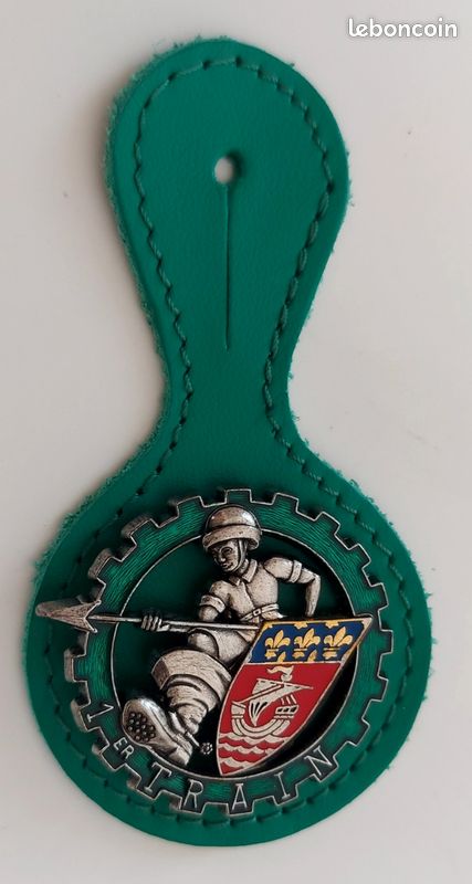 Insigne pucelle militaire du 1er Régiment du Train (image 3)