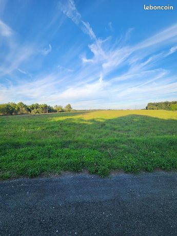 Terrain 2 000 m² Lacropte