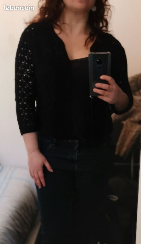 Cardigan ajouré en tricot noir (image 2)