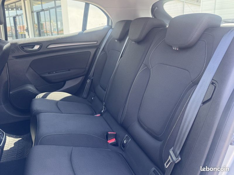 Renault MEGANE IV 1.5 BLUE DCI 115CH BUSINESS (image 26)