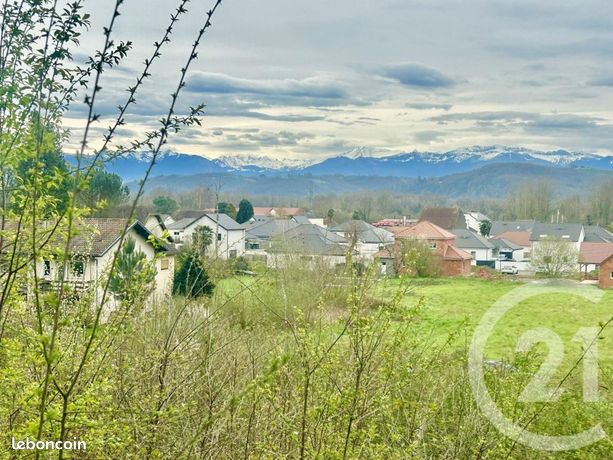 Terrain 2 572 m² Aressy