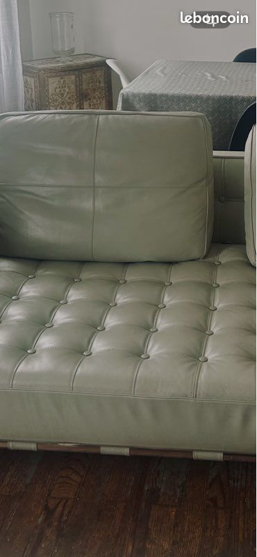 Canapé Cassina Privé conçu par Philippe Starck (image 2)