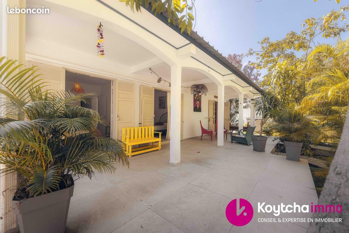 Maison 5 pièces 110 m² · à Saint-Paul · 110 m² · 4 700 €/mois