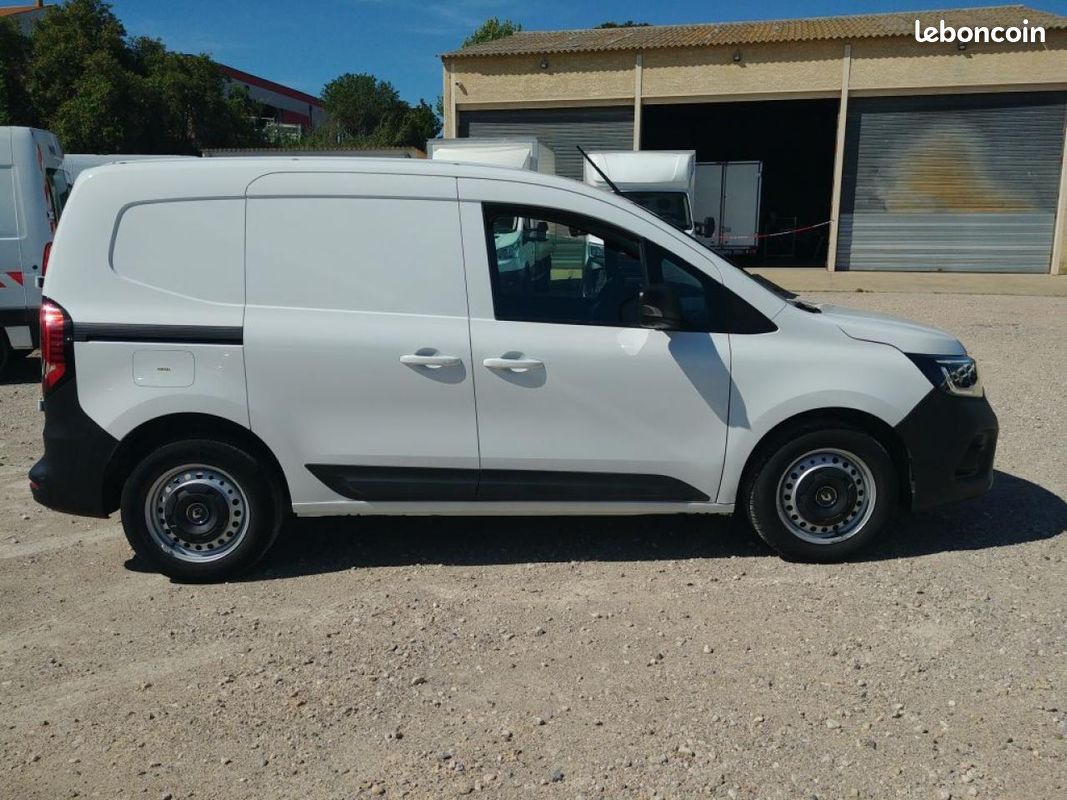 RENAULT KANGOO VAN dCi 95 Extra - 3 Places (image 6)