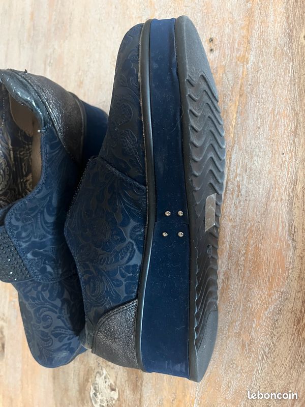 Chaussures bleues talon compensés (image 5)
