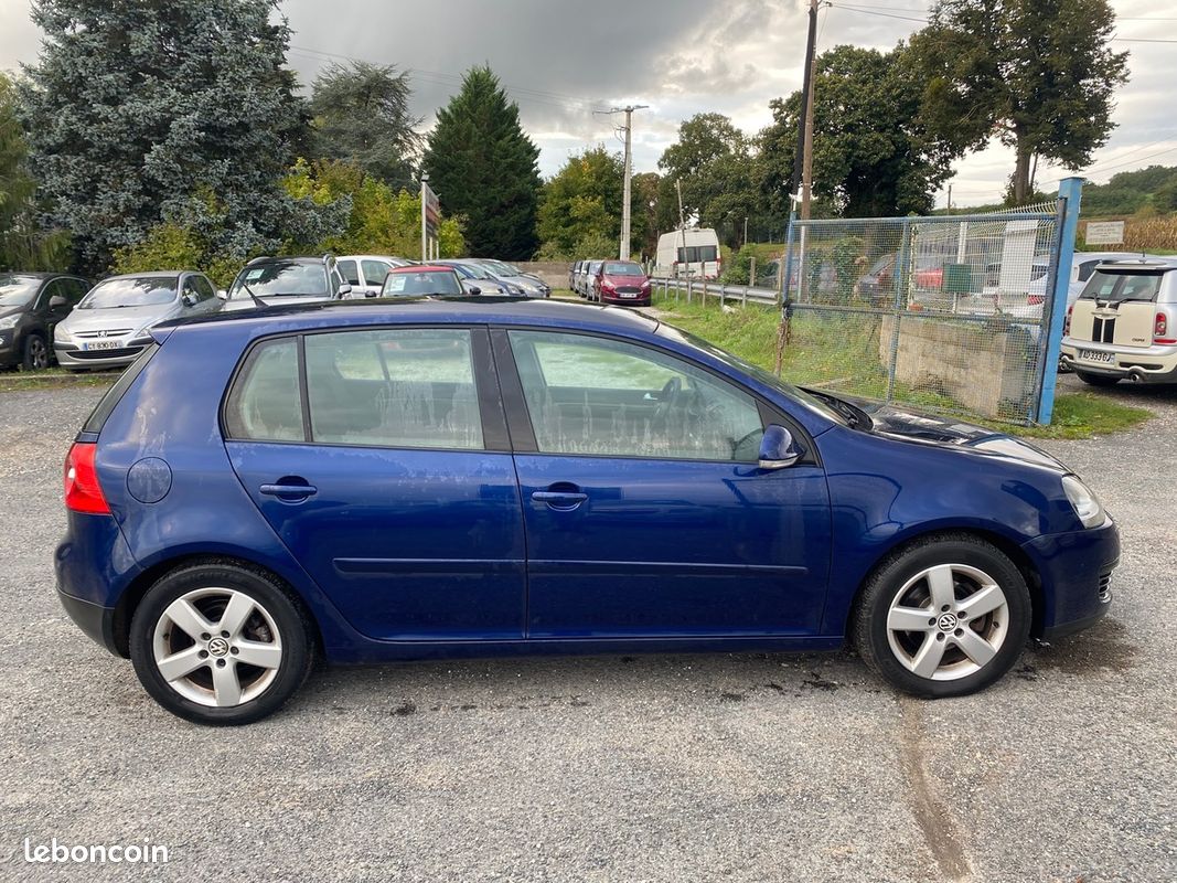 Volkswagen Golf v 1.9 tdi 105cv GT 246580km (image 6)