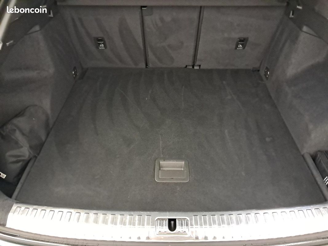 AUDI Q3 Sportback 35 TFSI 150 ch S tronic 7 S line (image 24)