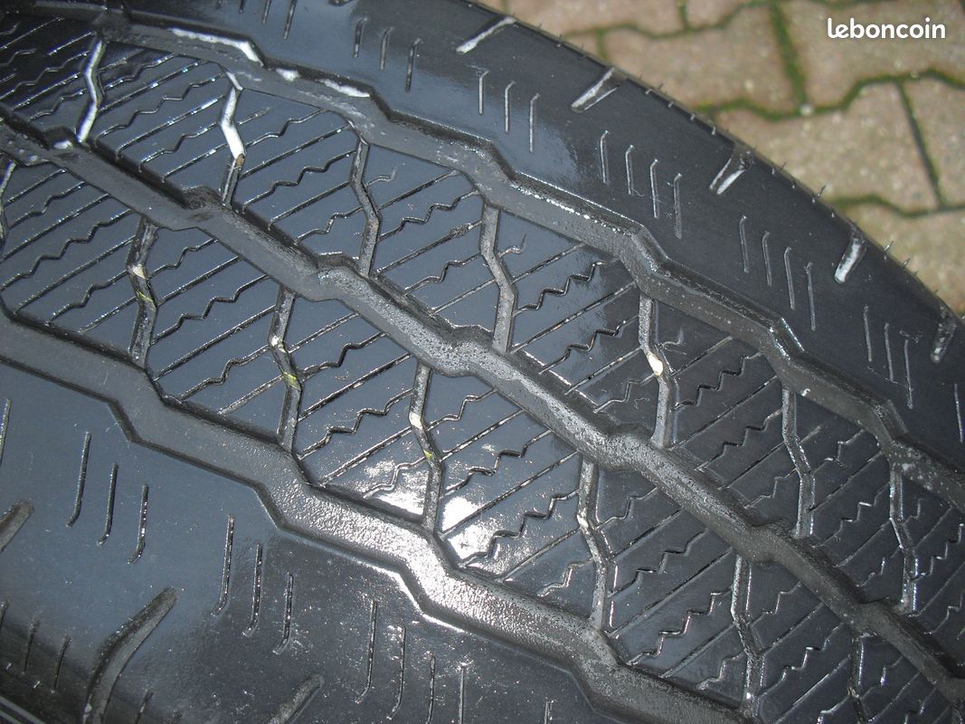 3 pneus master 215/65r 16c 109t (image 2)
