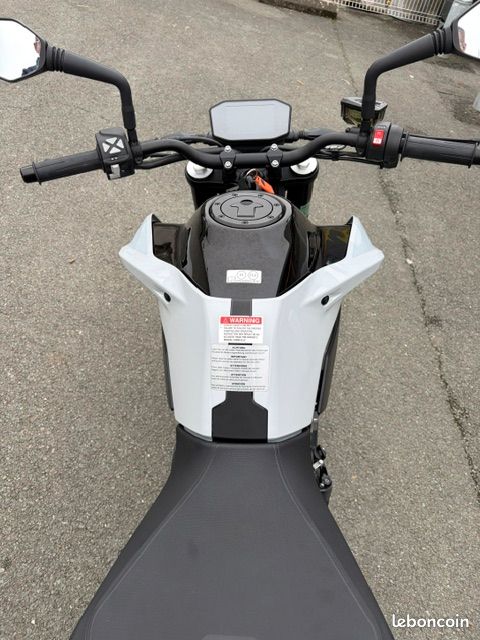 Ktm 790 duke l a2 2023 (image 10)