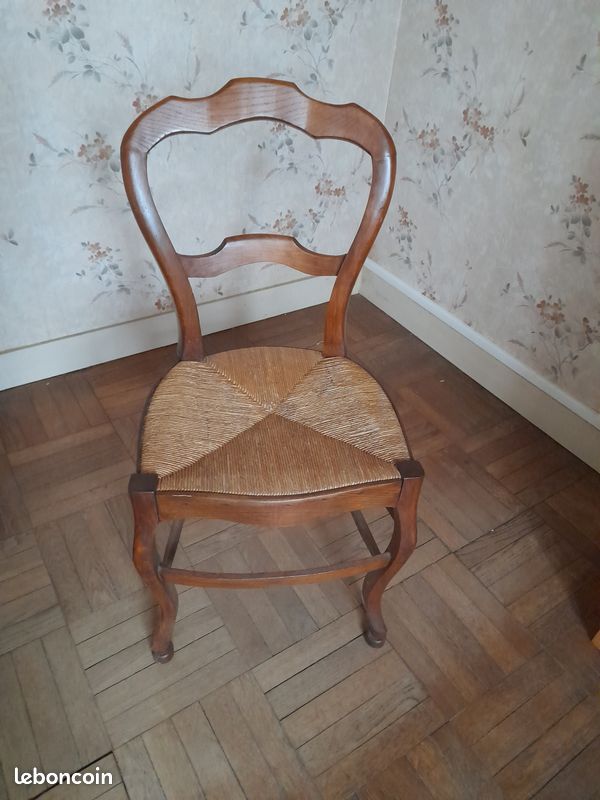 Chaise ancienne (image 1)