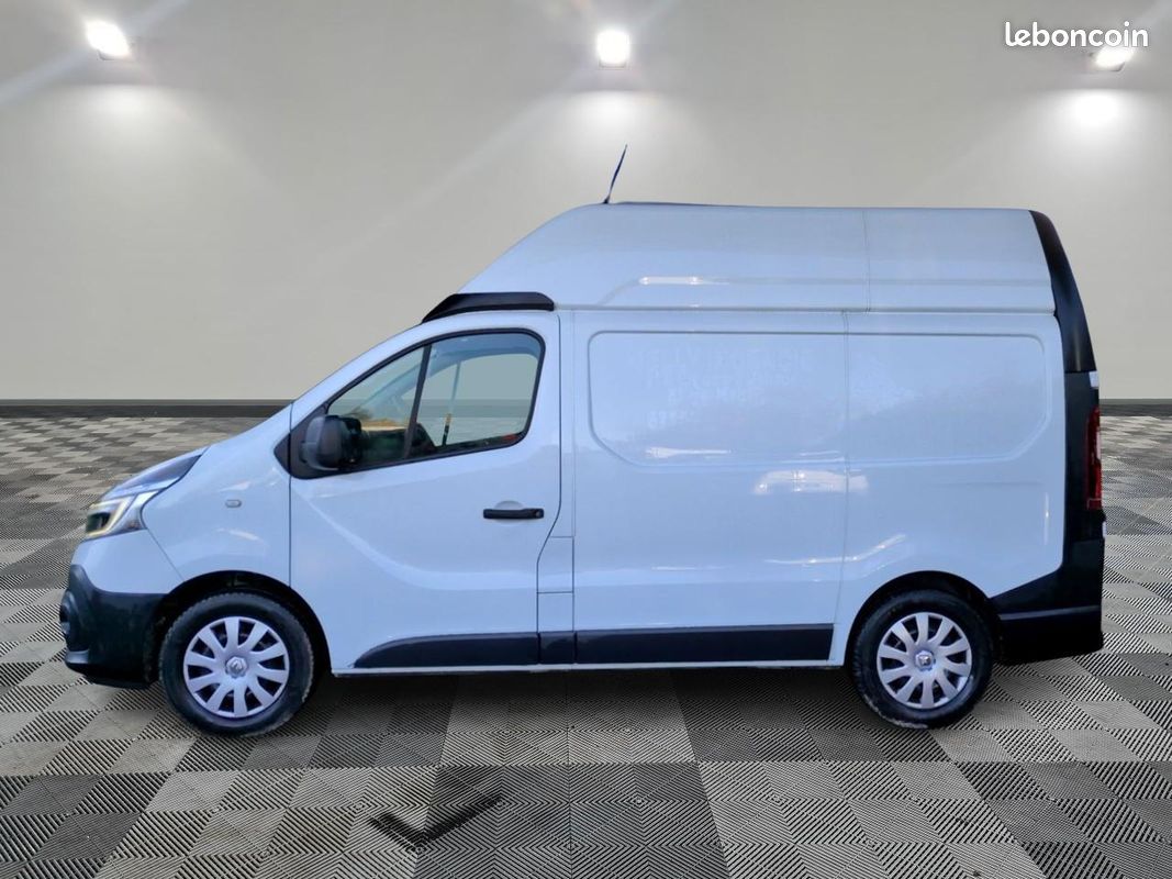 RENAULT TRAFIC L1H2 1200 Kg 2.0 Energy dCi - 145 III FOURGON Fourgon Grand Confort L1H2 PHASE 2 (image 5)