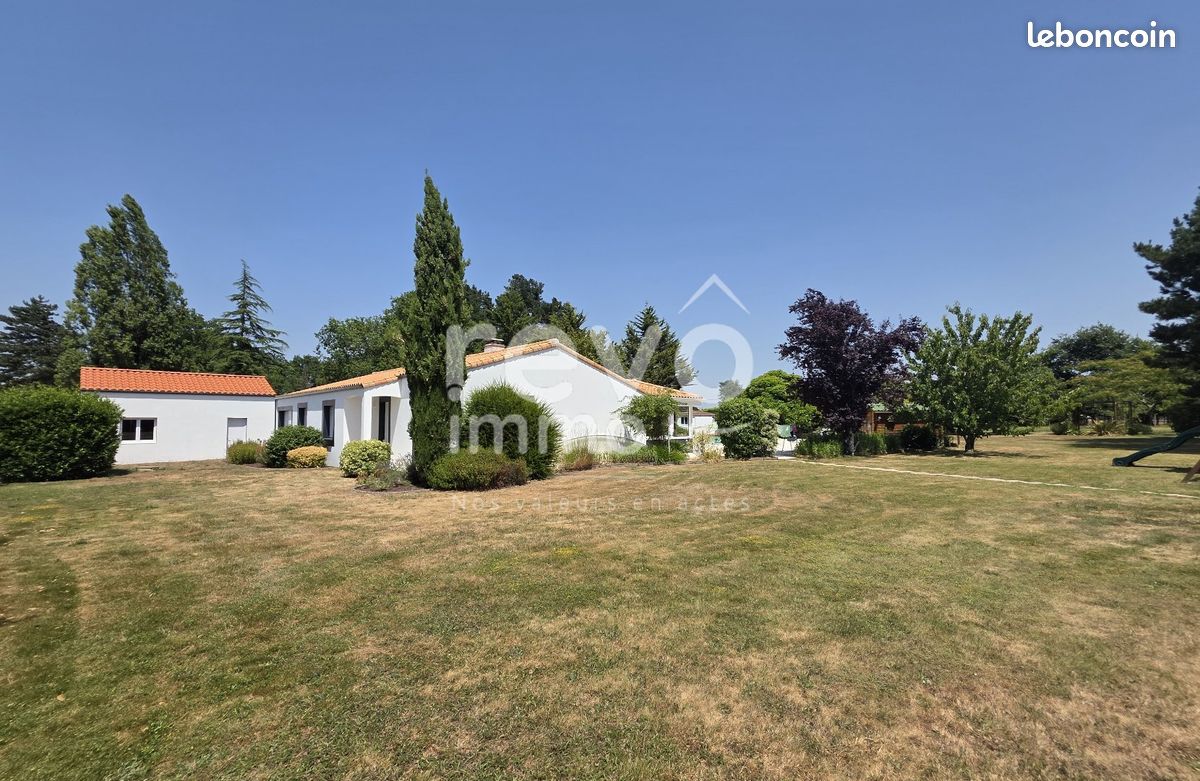 Maison 5 pièces 137 m² · à Saint-Colomban · 137 m² · 406 000 €