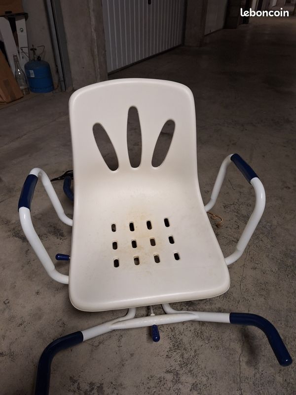 Siège pivotant pour baignoire (image 1)