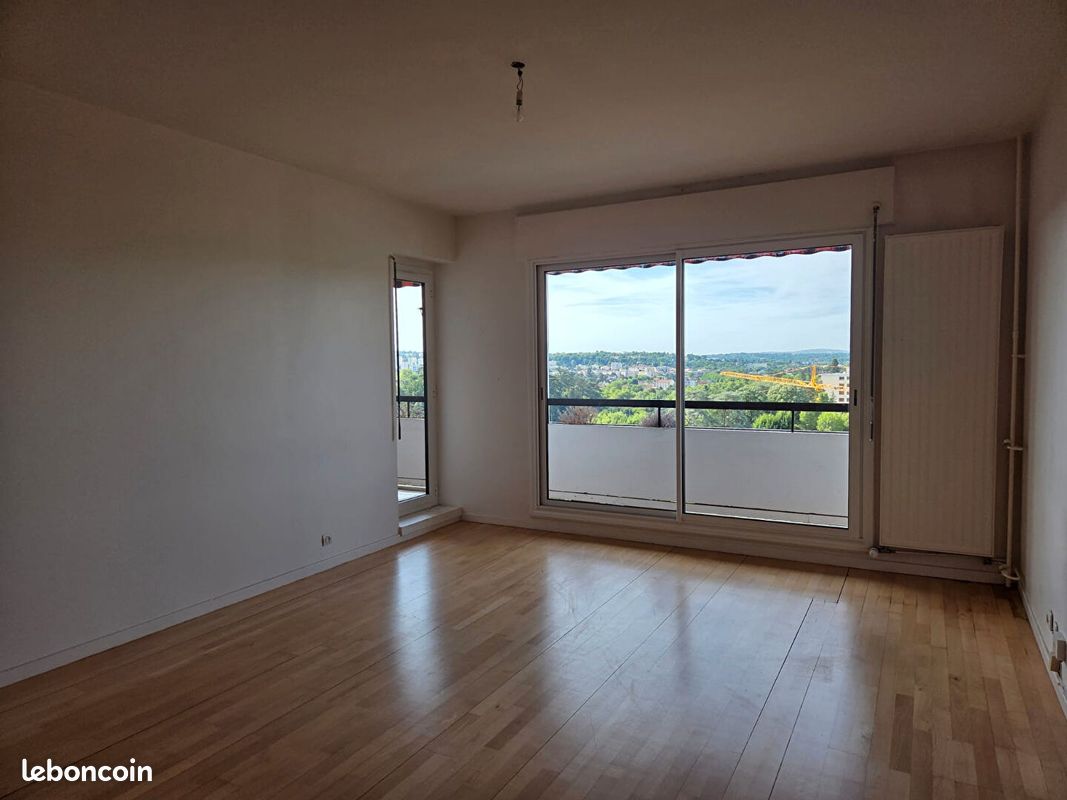 Appartement 3 pièces 78 m² · à Écully · 78 m² · 1 253 €