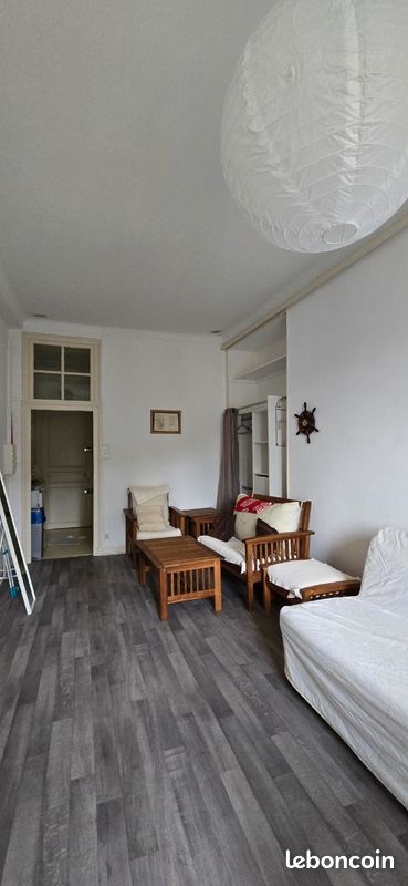 Appartement 1 pièce 27 m² · à Royat · 27 m² · 395 €