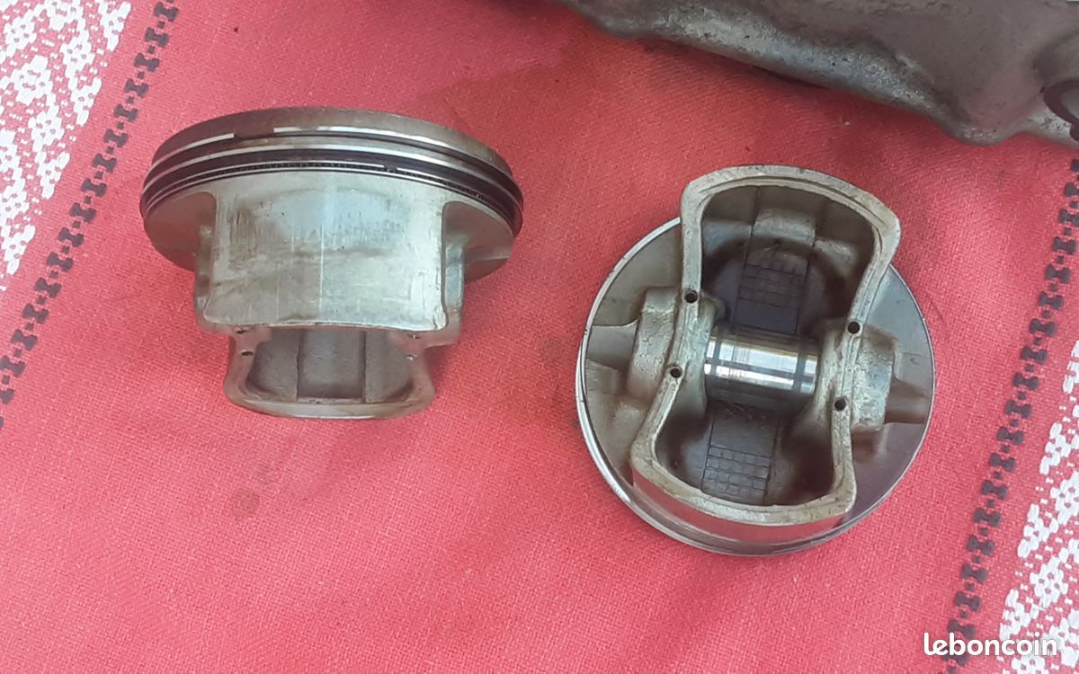 Yamaha 850 TDM 3VD cylindres / pistons (image 2)