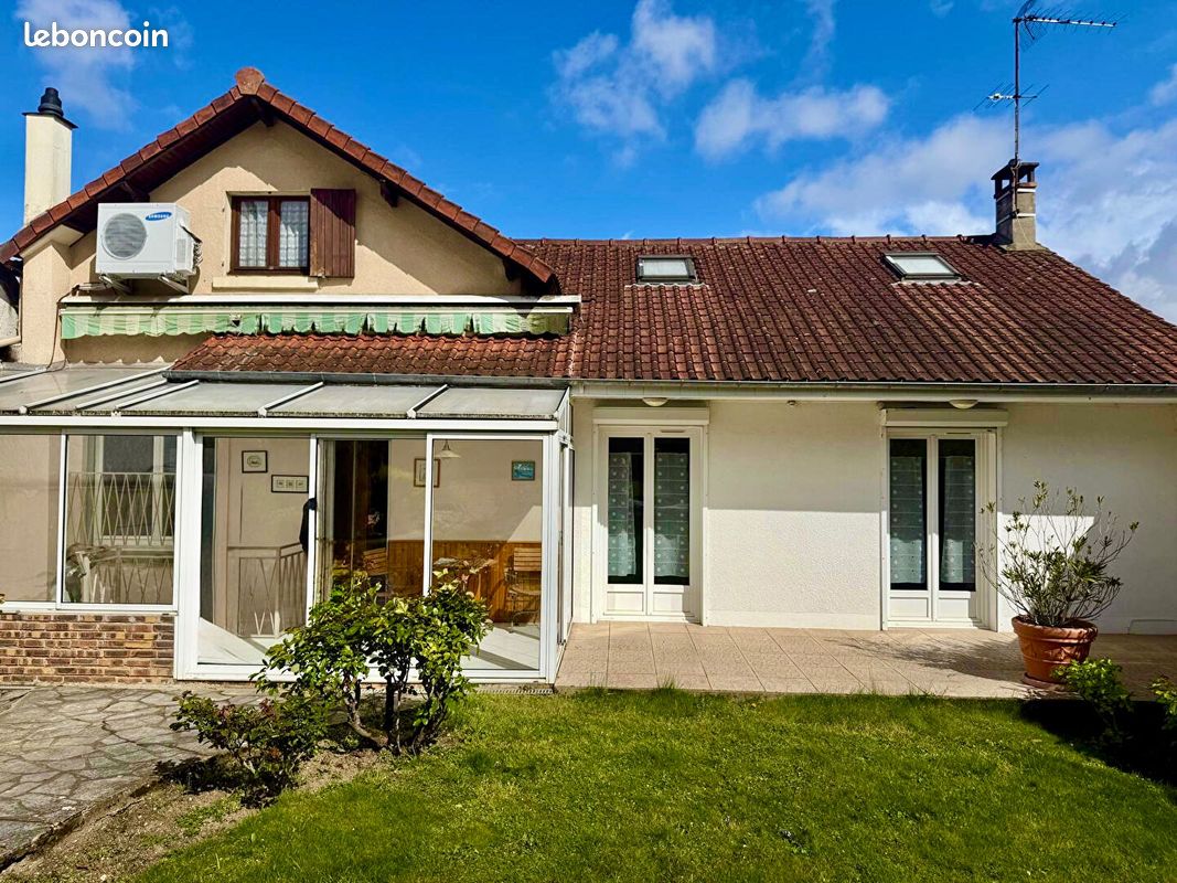 Maison 6 pièces 140 m² · à Rueil-Malmaison · 140 m² · 629 000 €