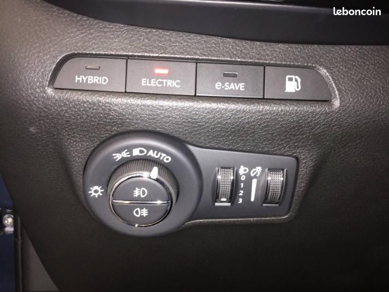 Jeep Compass 1.3 Turbo T4 240ch PHEV 4xe Summit AT6 eAWD (image 22)