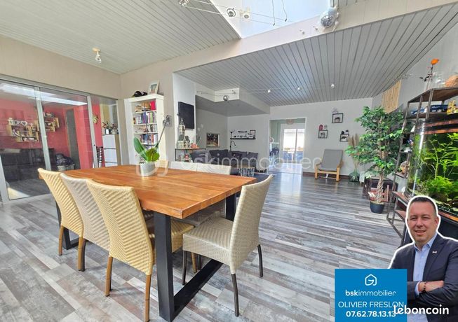 Maison de ville 6 pièces 230 m²