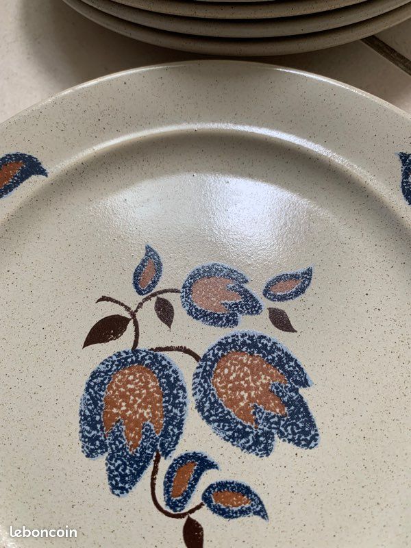 Lot 5 petites assiettes (image 2)
