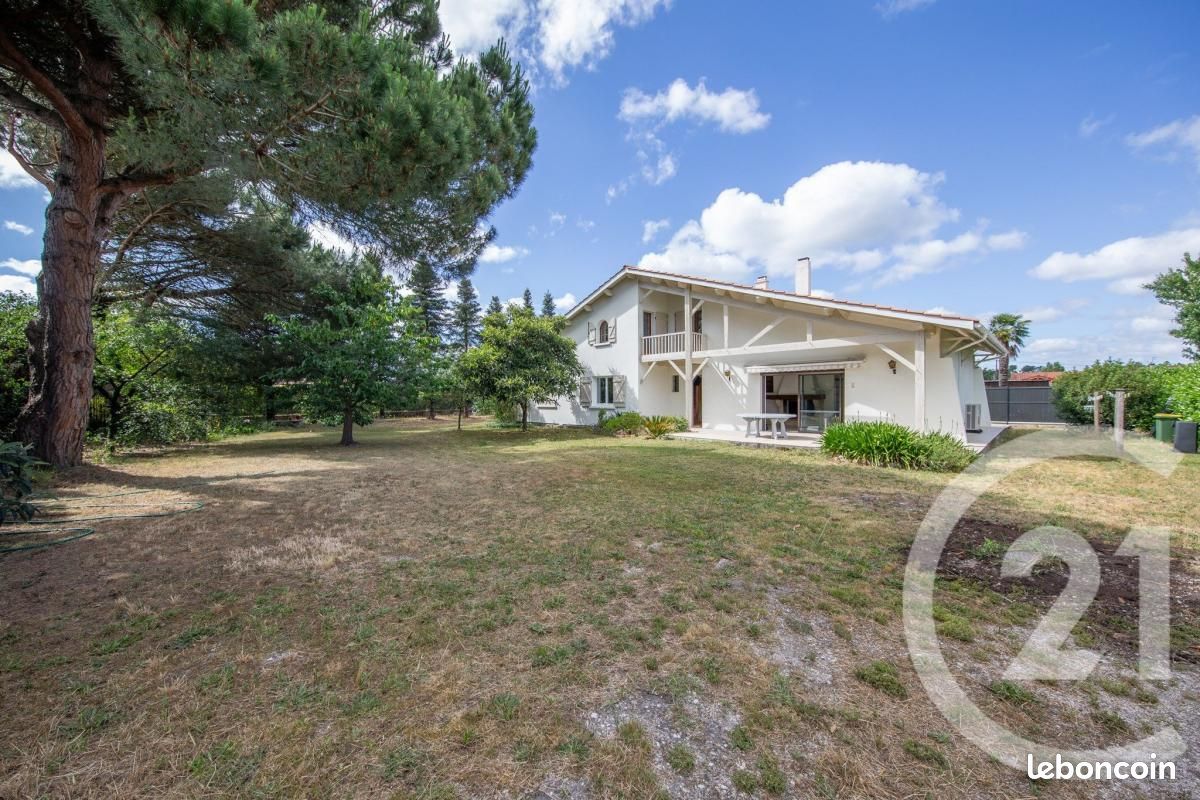 Maison 7 pièces 166 m² · à Saint-Médard-en-Jalles · 166 m² · 477 000 €